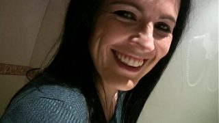 haben Spaß hinten den Ausschnitt in das Klo mit Montse Swinger