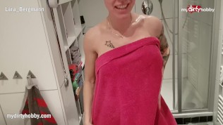 MYDIRTYHOBBY heißer Uni mitbewohnerin erwischt IN der Dusche Sie COULDN’T RESIST